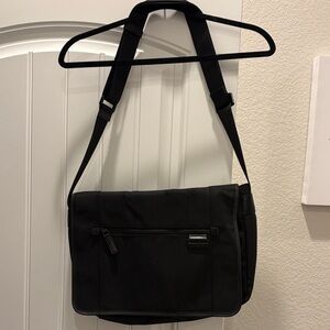 Michael Kors Black Messenger Laptop Book Bag Adjustable Crossbody Strap
